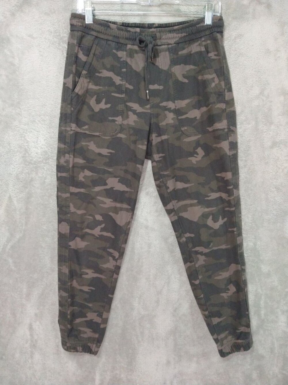 Athleta Pants Womens 6 Green Camo Farallon Jogger Pull On Travel Stretch